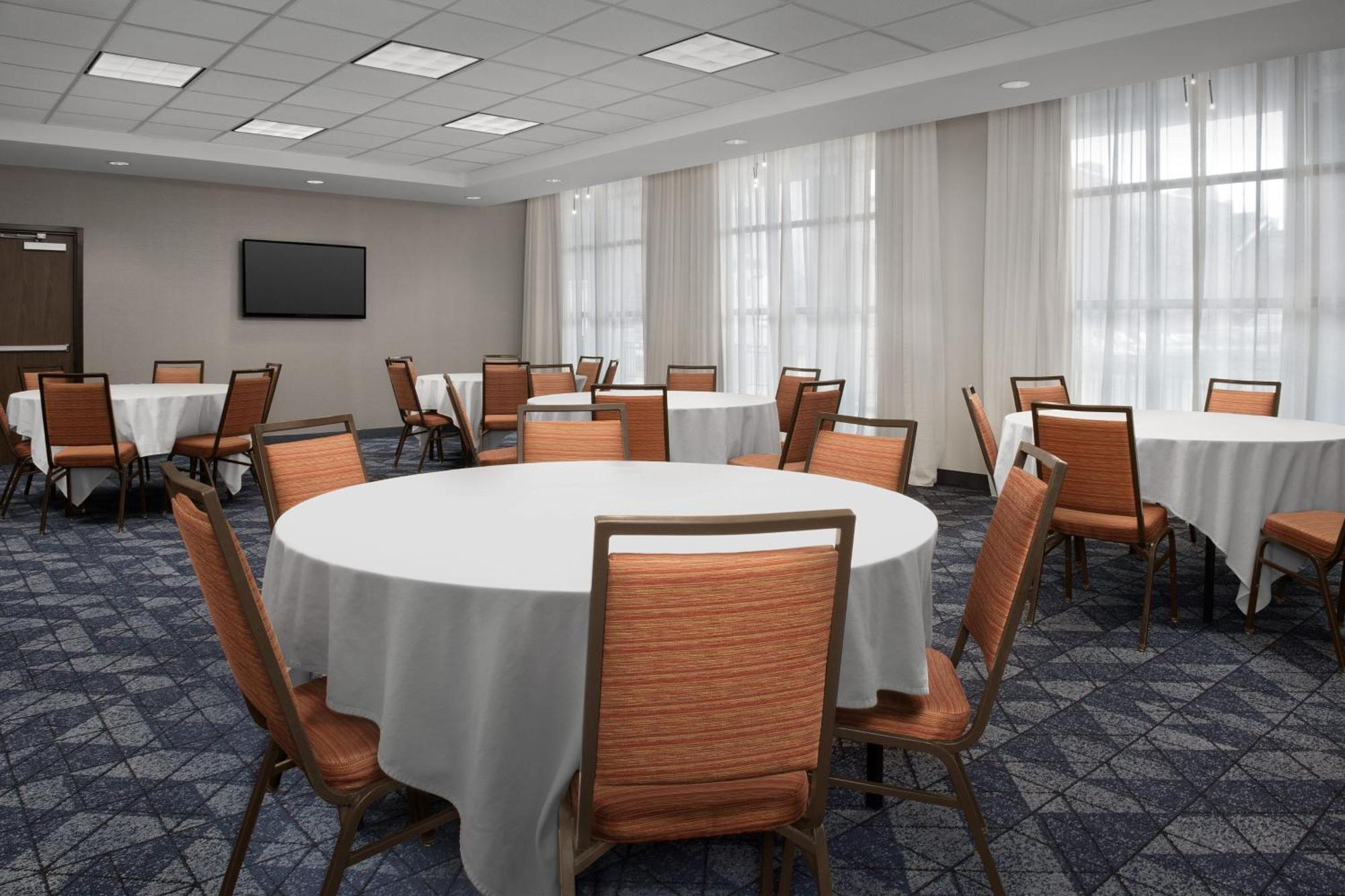 Courtyard By Marriott Syracuse Downtown At Armory Square Hotel Ngoại thất bức ảnh