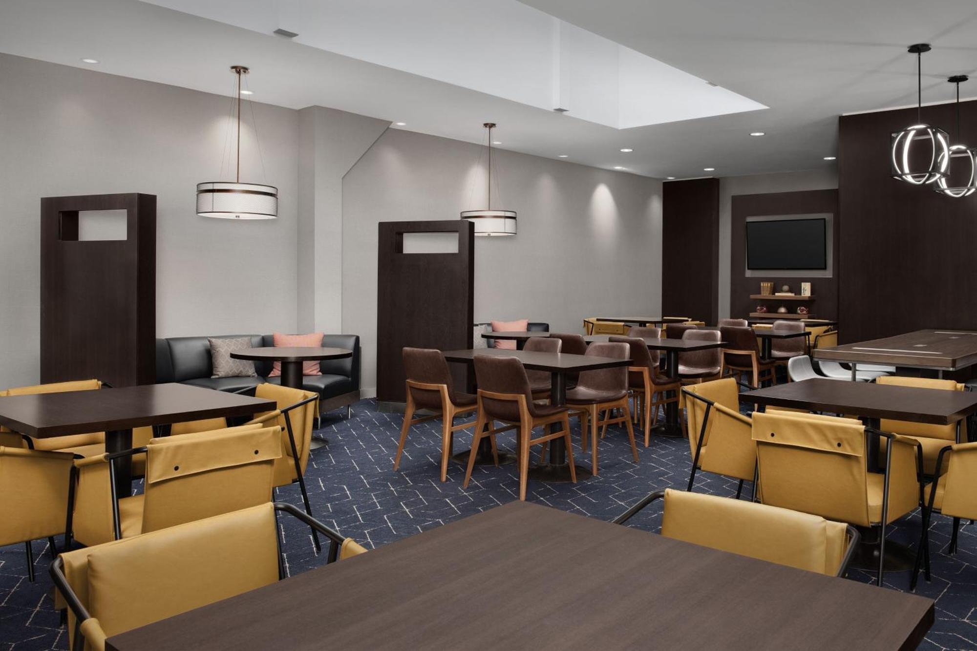 Courtyard By Marriott Syracuse Downtown At Armory Square Hotel Ngoại thất bức ảnh