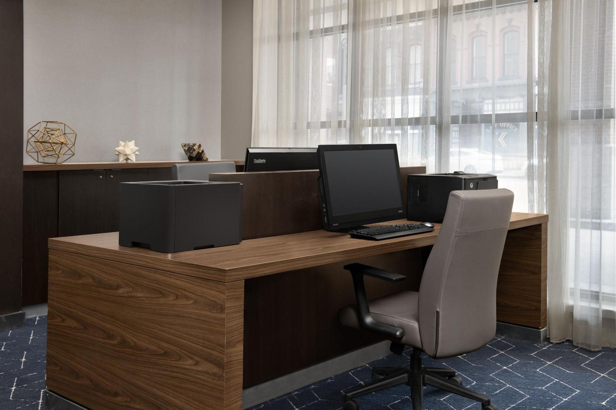 Courtyard By Marriott Syracuse Downtown At Armory Square Hotel Ngoại thất bức ảnh