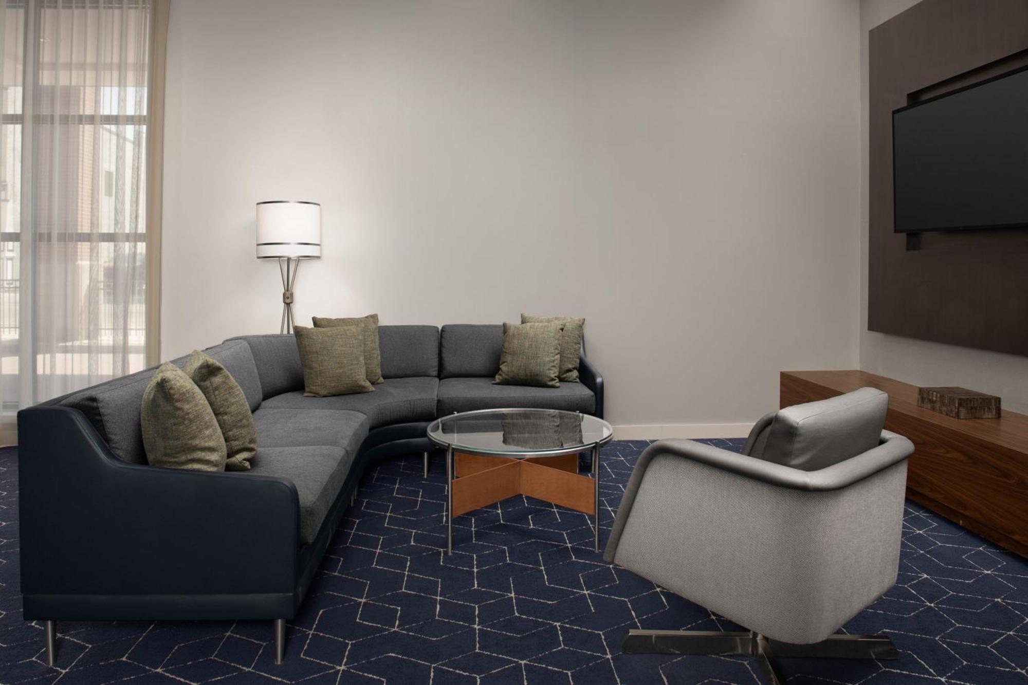 Courtyard By Marriott Syracuse Downtown At Armory Square Hotel Ngoại thất bức ảnh