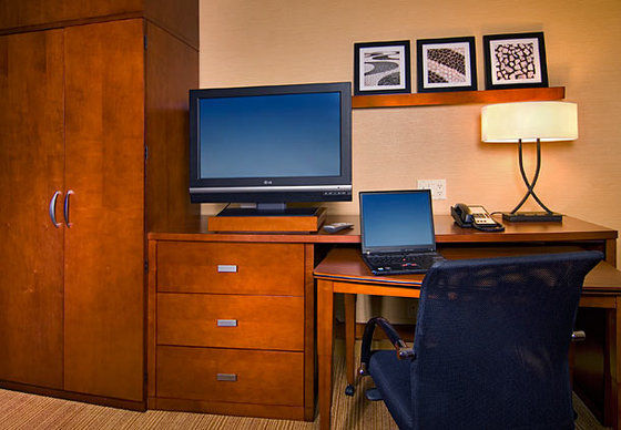 Courtyard By Marriott Syracuse Downtown At Armory Square Hotel Ngoại thất bức ảnh