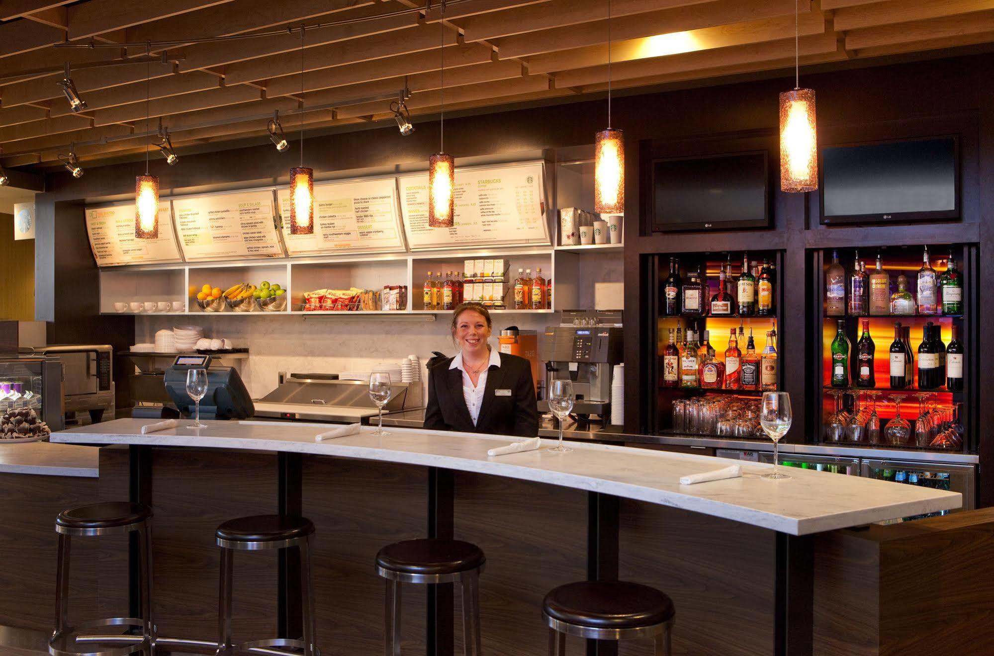 Courtyard By Marriott Syracuse Downtown At Armory Square Hotel Ngoại thất bức ảnh